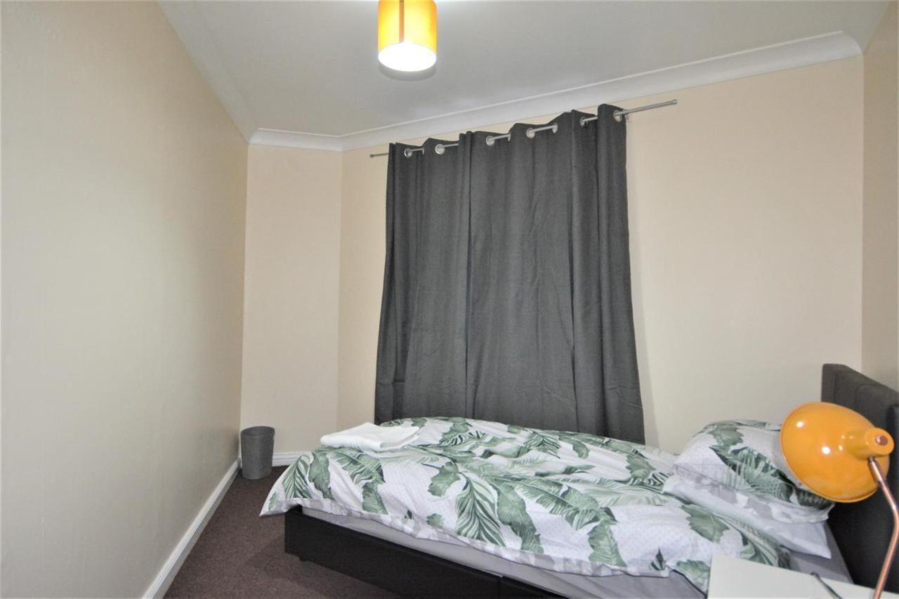 London Zone 2 Lovely 4 Bedroom Apartment - 3 Trowbridge Road Exterior foto