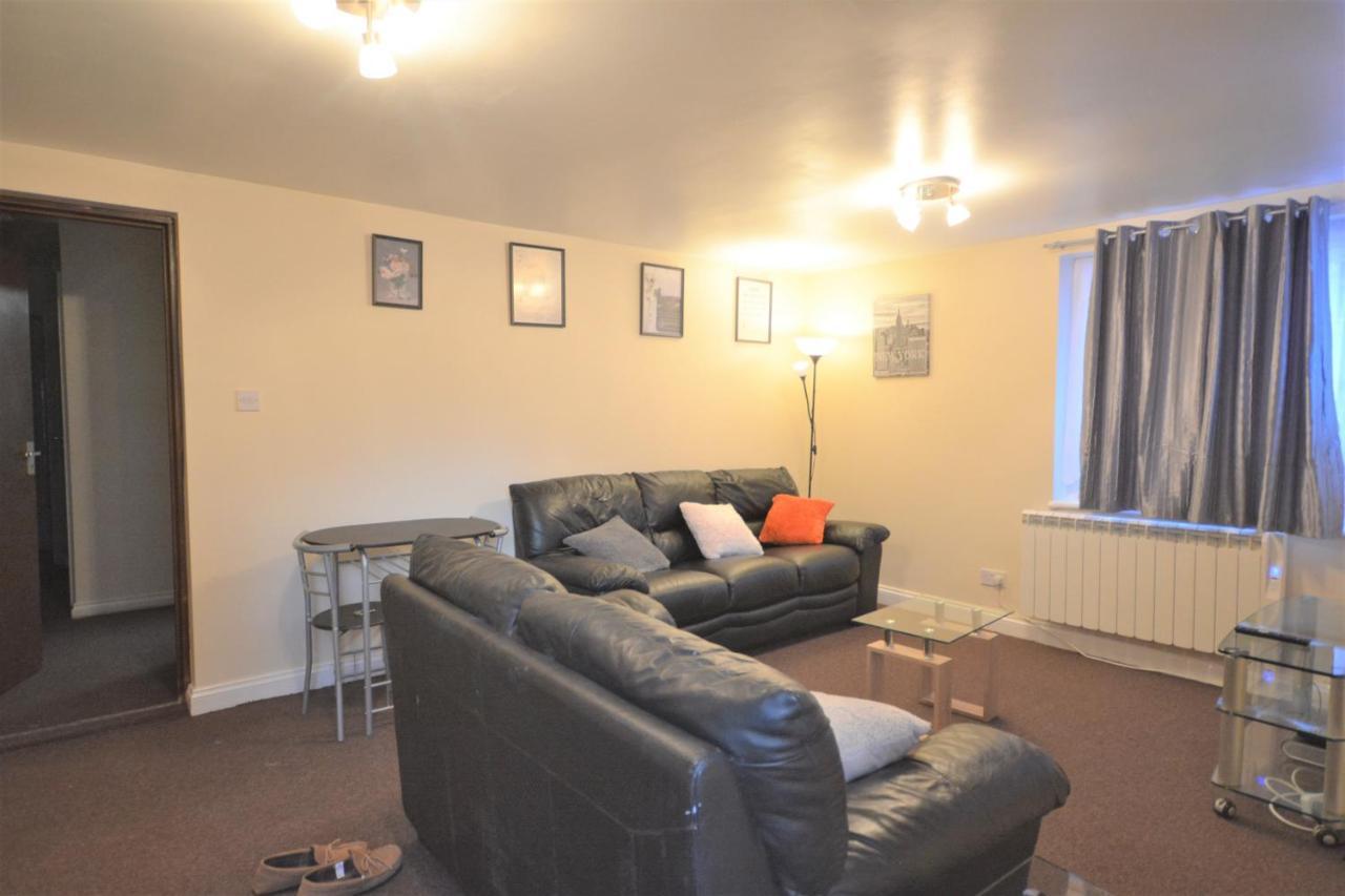 London Zone 2 Lovely 4 Bedroom Apartment - 3 Trowbridge Road Exterior foto