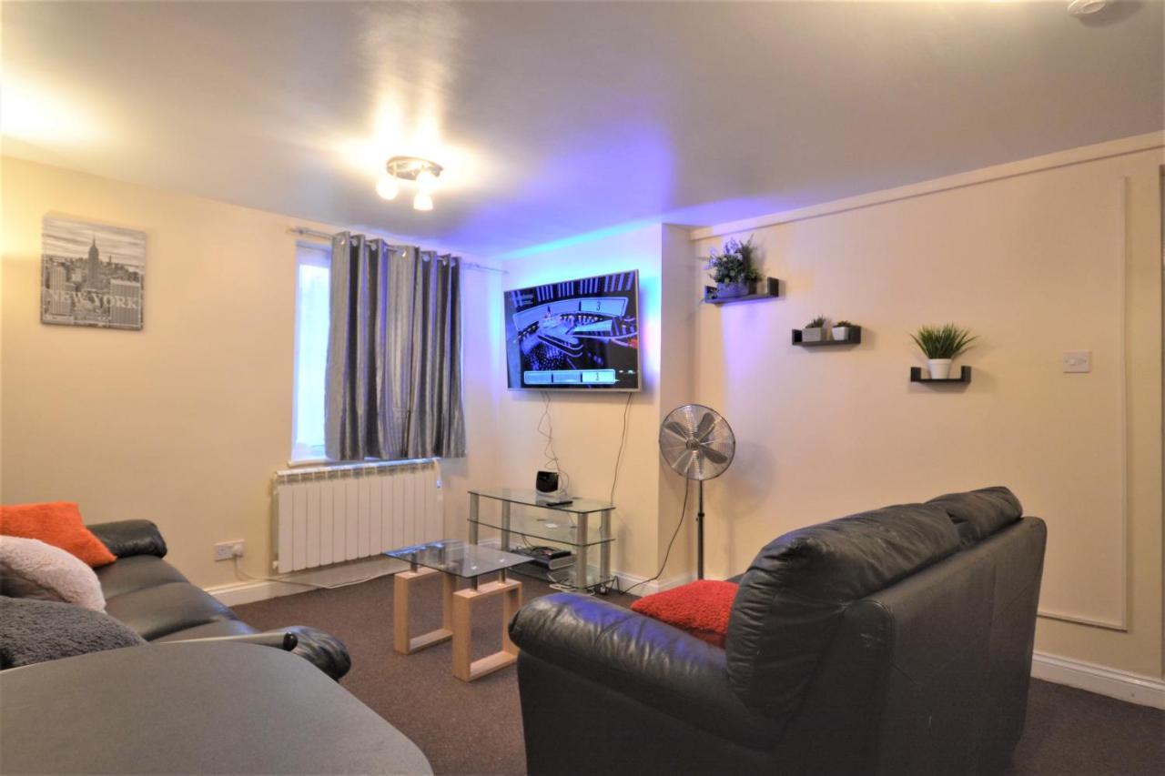 London Zone 2 Lovely 4 Bedroom Apartment - 3 Trowbridge Road Exterior foto